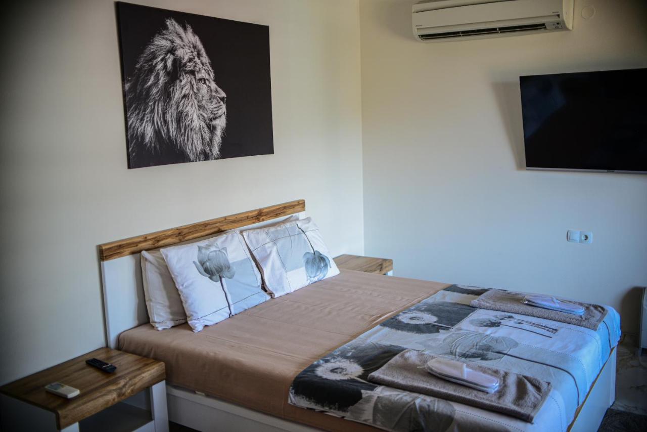 Medius Park Apartment Sandanski Luaran gambar