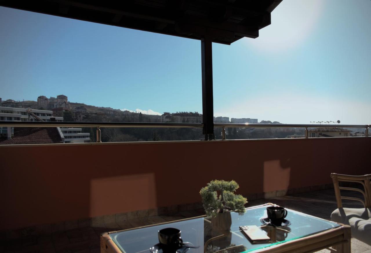 Medius Park Apartment Sandanski Luaran gambar